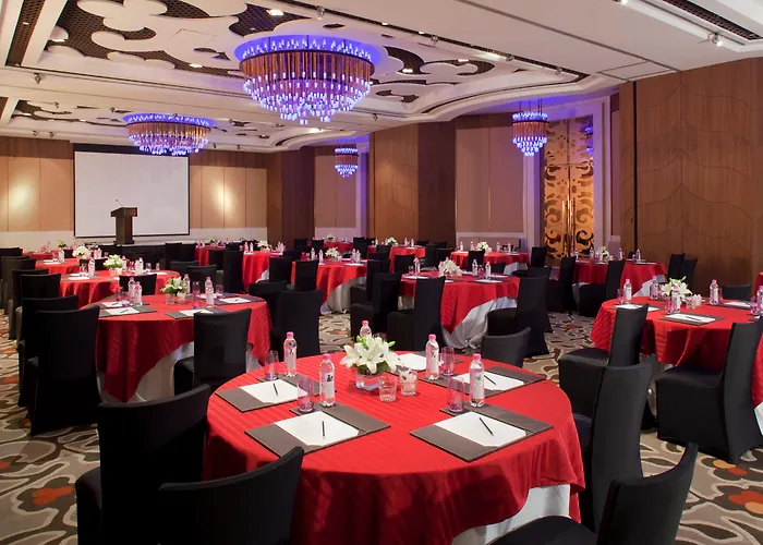 Crowne Plaza New Delhi Okhla By Ihg
