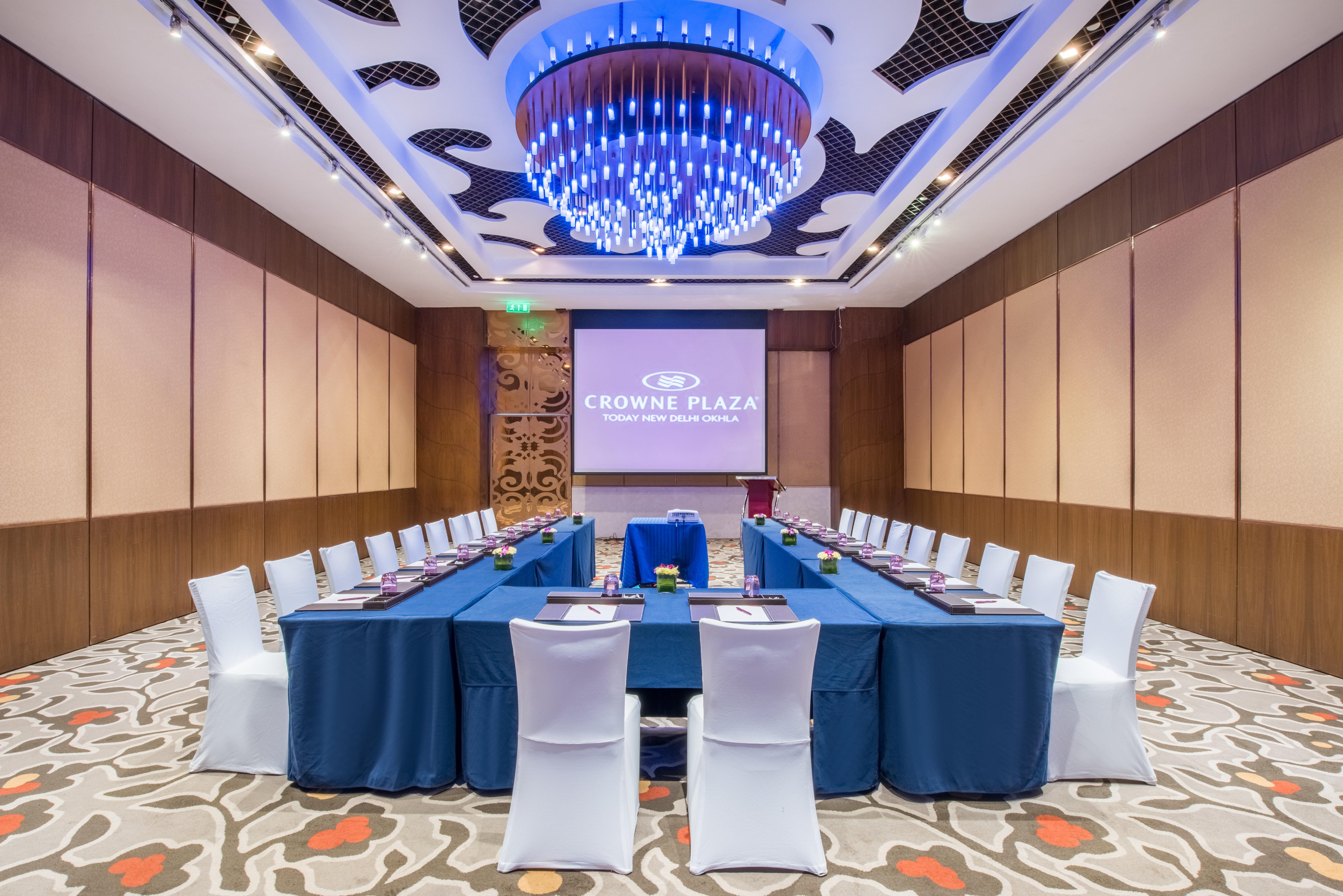 Crowne Plaza Okhla By Ihg Hotel New Delhi