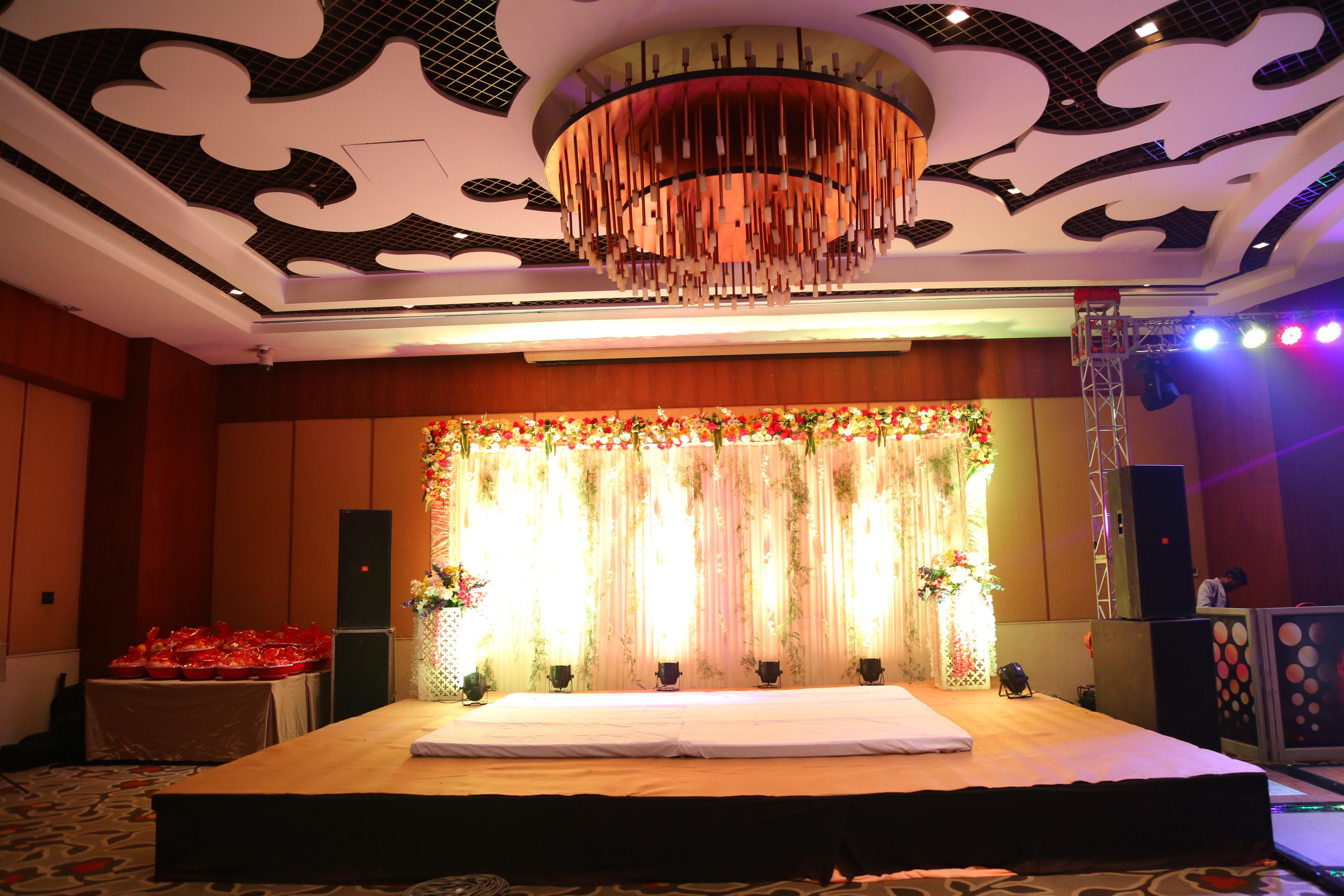 Crowne Plaza Okhla By Ihg Hotel
