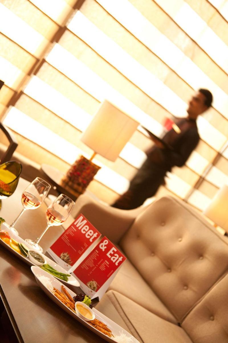 Crowne Plaza Okhla By Ihg 5* New Delhi
